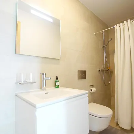 Bijou Am Bach * Amden